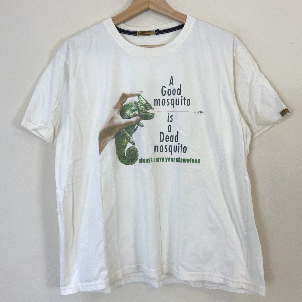 Mooglee Chameleon Mosquito White Tee Shirt - Boxy Large